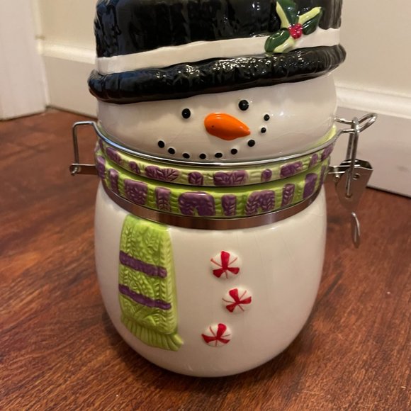 SWISS MISS Hot Cocoa Ceramic Snowman Christmas Canister - Picture 9 of 9